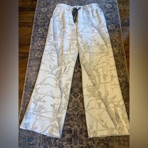 Dairy Boy sweatpants woodland camo small